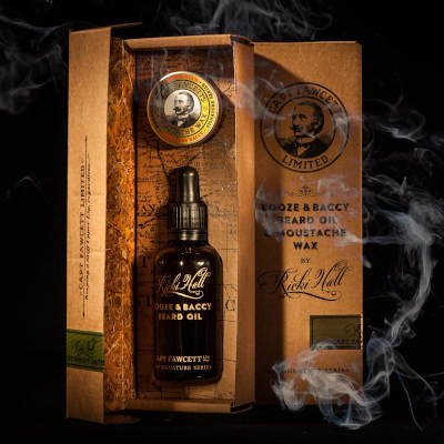 Ricki Hall Booze & Baccy olio da barba & cera per baffi set regalo